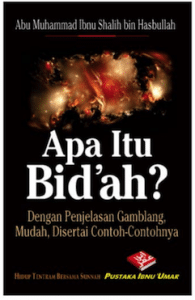 Gambar orang membaca buku